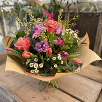 Mother's Day Flowers delivery in Darlington 